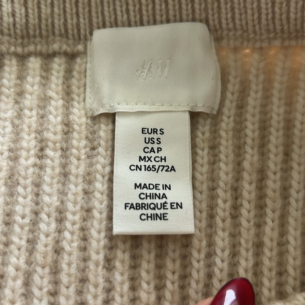 H&M Ribbed Knit Skirt - Picture 3 of 7